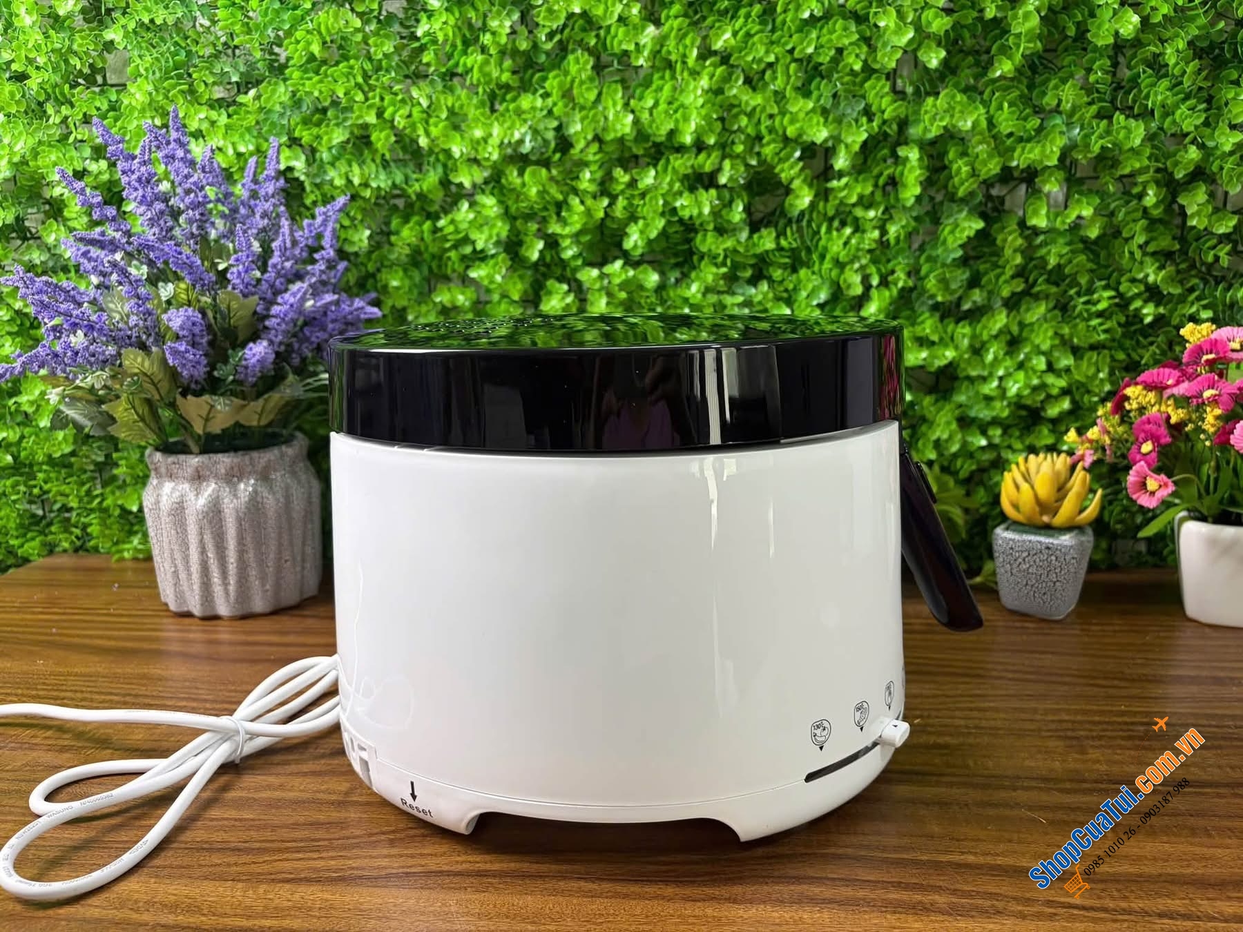 Nồi chiên ngập dầu SilverCrest SFT 1900 A1 (dung tích dầu 2,1 lít).