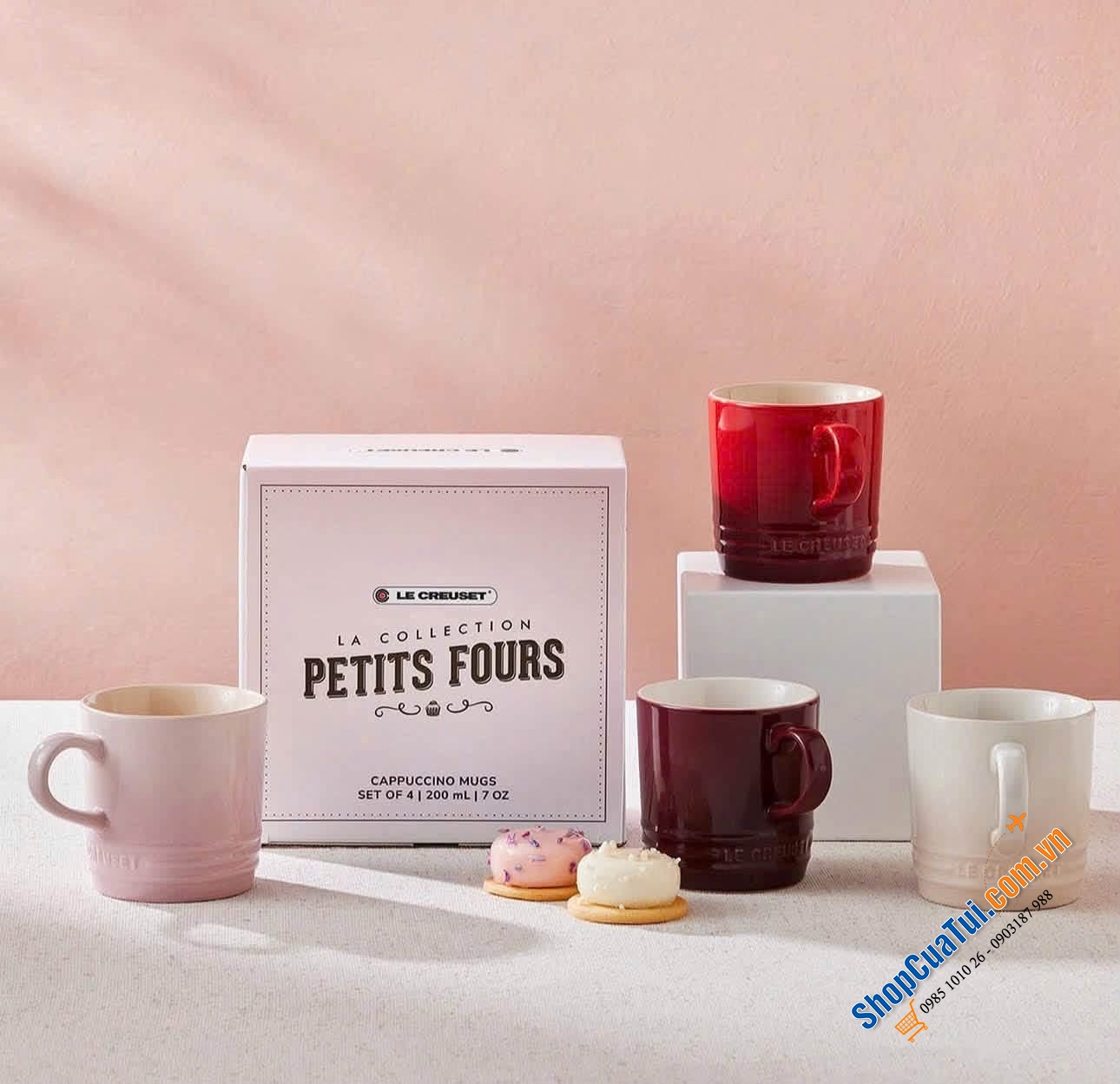 Set 4 bát Le Creuset Petits Fours 16cm.   Set 4 đĩa Le Creuset Petits Fours 17cm.   Set 4 bát Ramenkins Le Creuset Petits Fours 8cm.   Set 4 cốc Le Creuset Petits Fours 200ml.