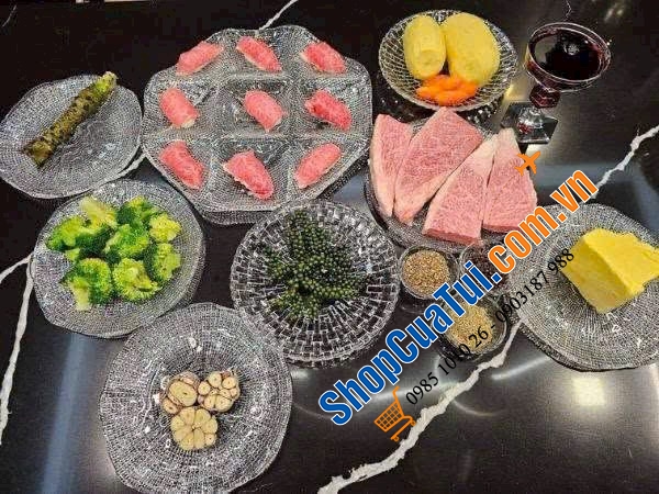 Đĩa chia 9 ngăn IVV Diamante Octagonall Clear trắng 33*33cm.