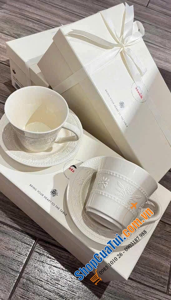 Bộ tách trà 4 món Staub Daisy.