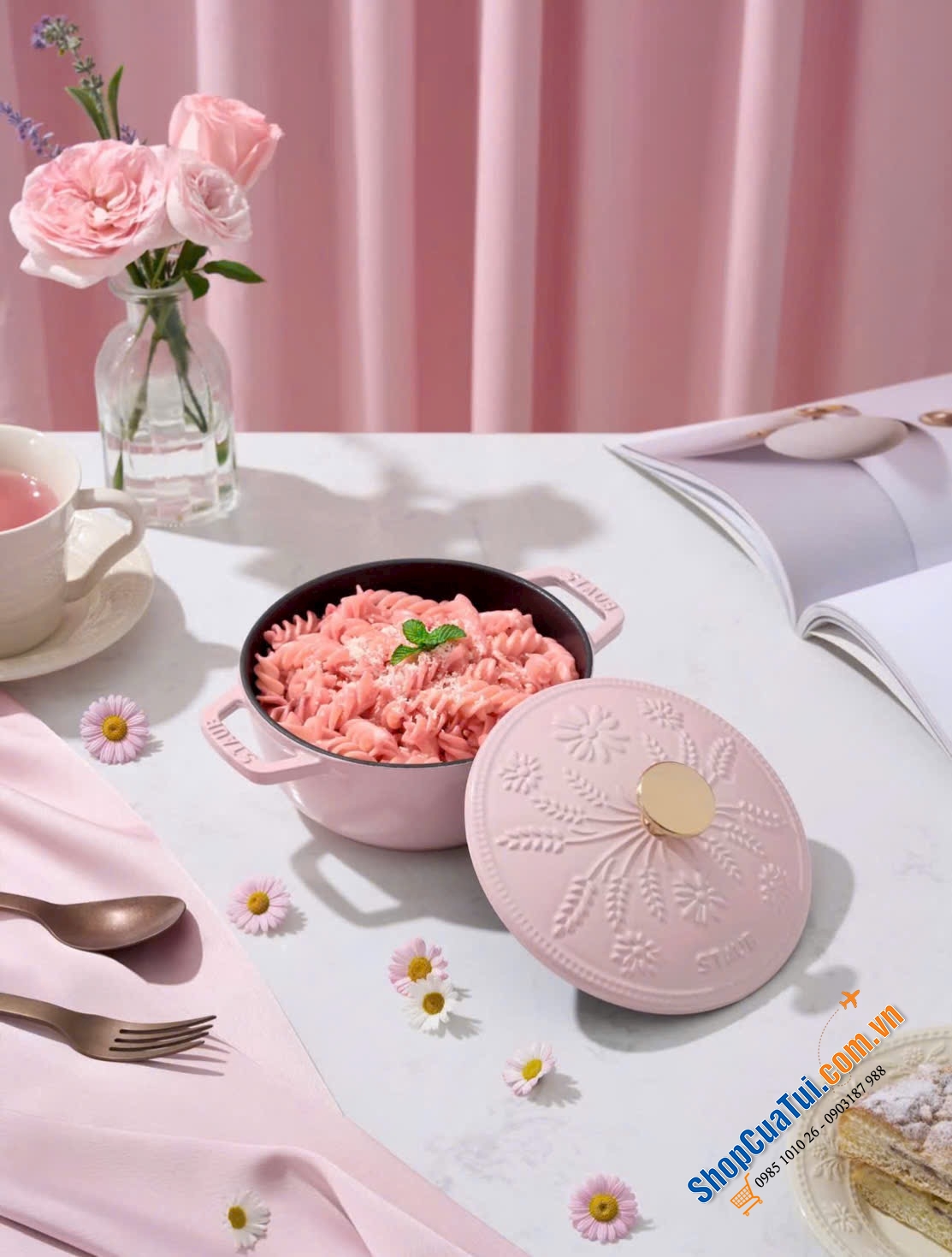 Nồi gang Staub bông tuyết 16cm 1.1L về thêm được màu hồng sorbet xinh xỉu.
