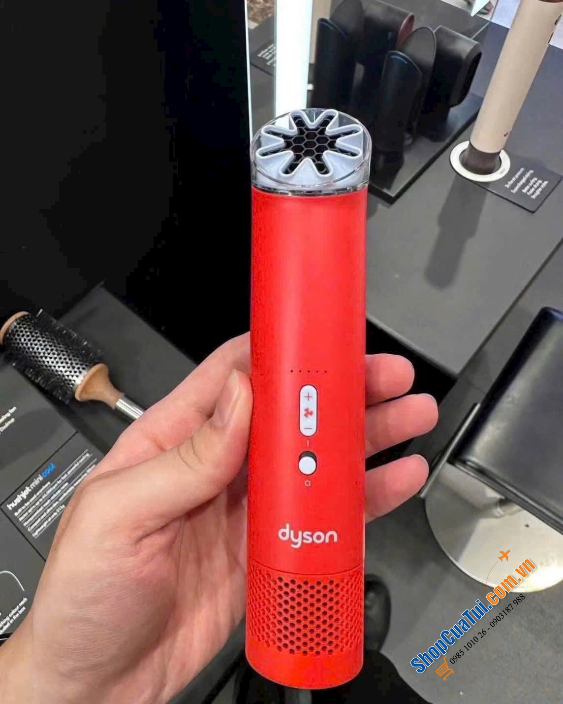 Quạt cầm tay Dyson HushJet Mini Cool.