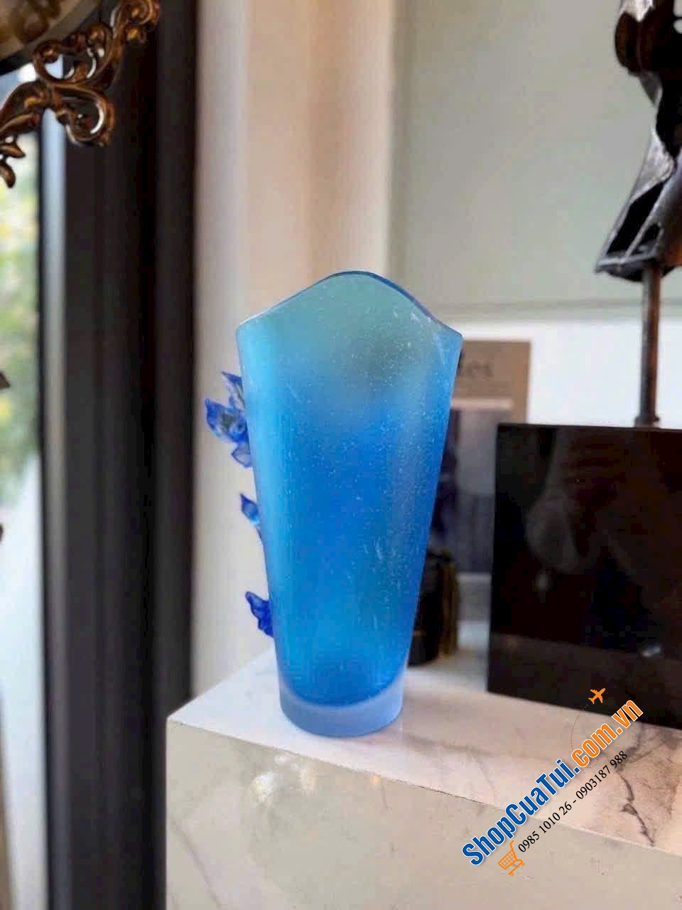 LỌ HOA KHỔNG TƯỚC PHA LÊ CAO CẤP.