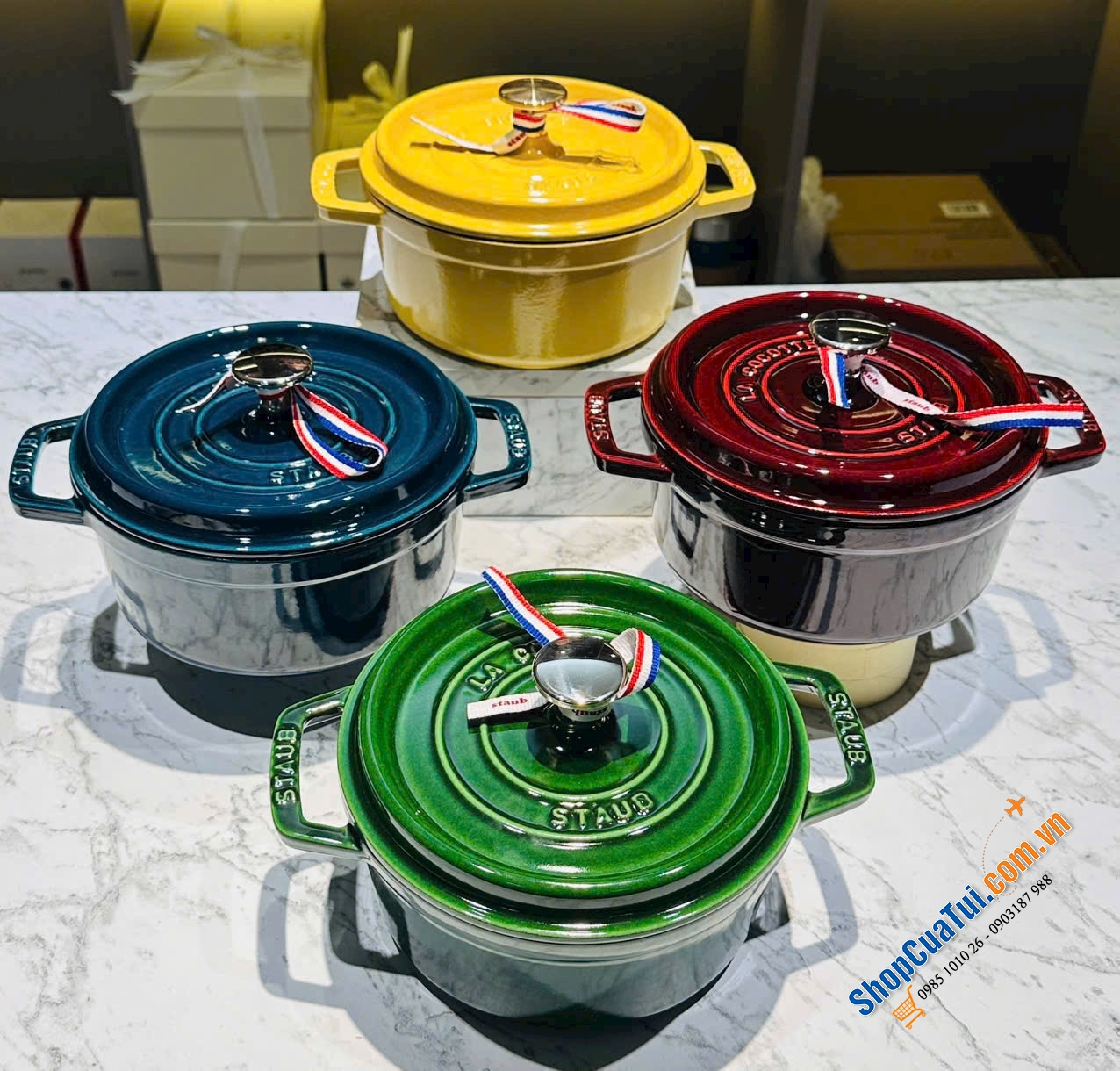 STAUB 18CM – NHỎ MÀ “CÓ VÕ”, MÀU NÀO CŨNG KHIẾN BẾP ĐẸP LÊN MỘT BẬC.