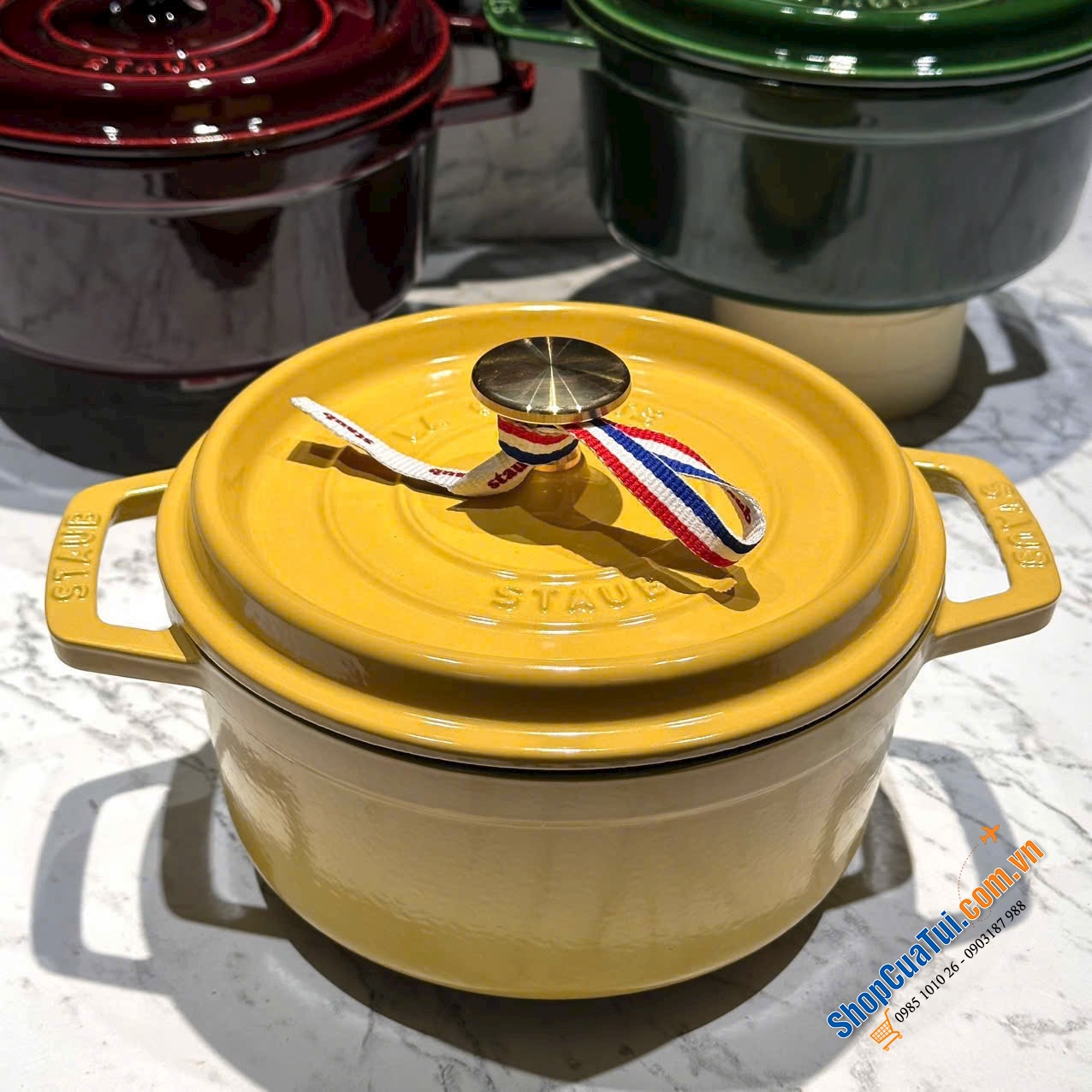 STAUB 18CM – NHỎ MÀ “CÓ VÕ”, MÀU NÀO CŨNG KHIẾN BẾP ĐẸP LÊN MỘT BẬC.