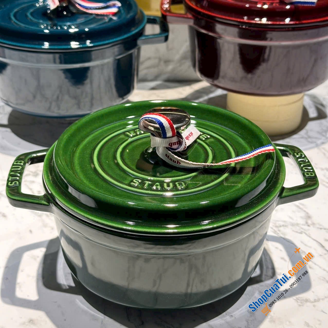 STAUB 18CM – NHỎ MÀ “CÓ VÕ”, MÀU NÀO CŨNG KHIẾN BẾP ĐẸP LÊN MỘT BẬC.