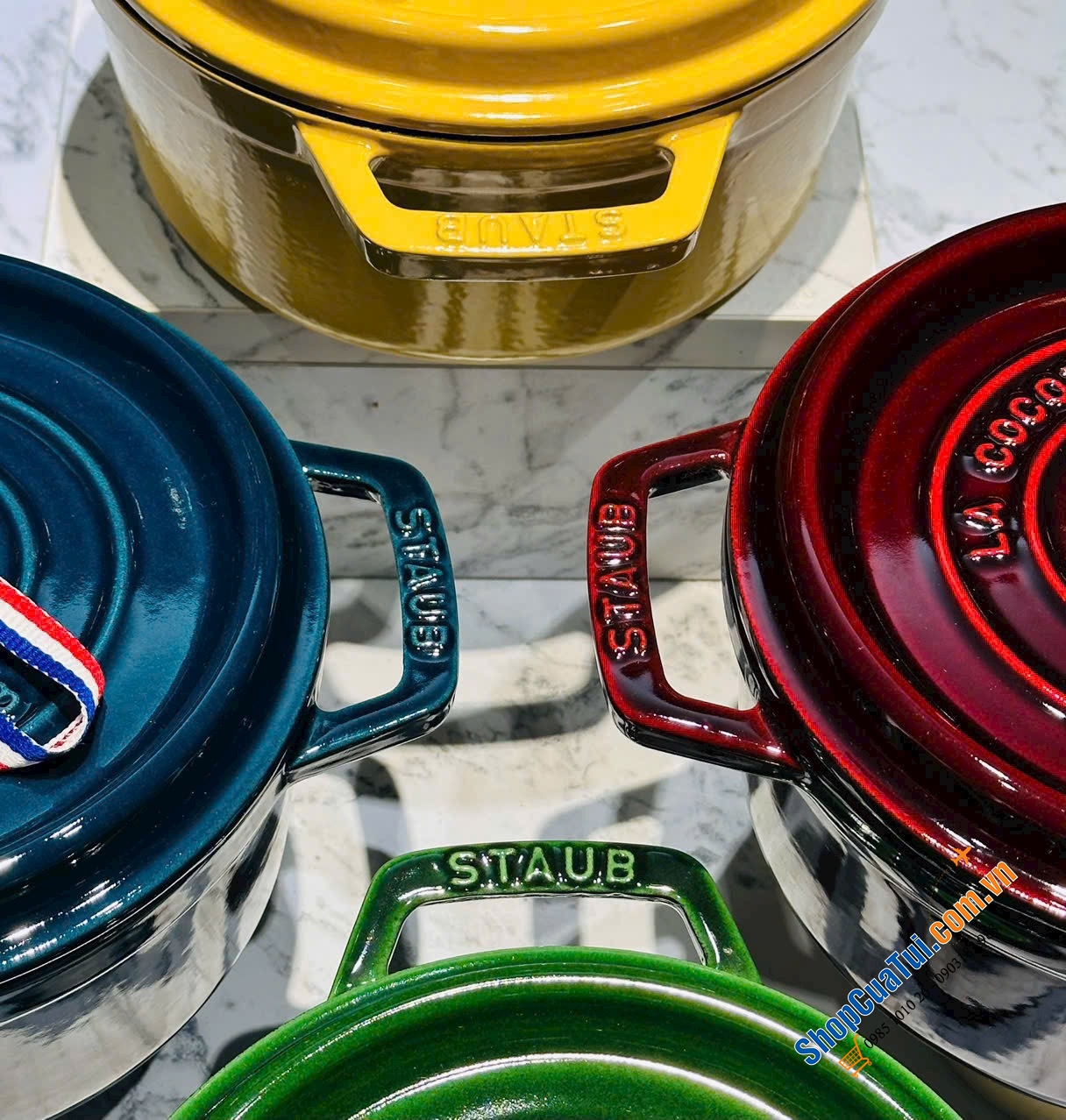 STAUB 18CM – NHỎ MÀ “CÓ VÕ”, MÀU NÀO CŨNG KHIẾN BẾP ĐẸP LÊN MỘT BẬC.