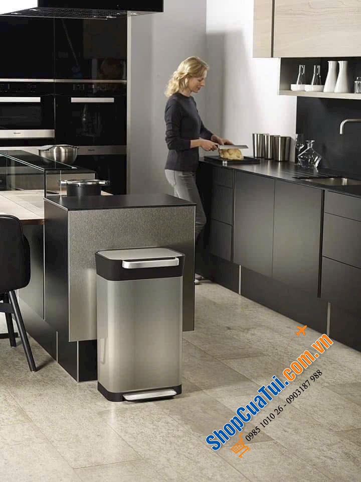JOSEPH JOSEPH TITAN 30L – ĐỈNH CAO THÙNG RÁC THÔNG MINH CHUẨN ĐỨC: NÉN GẤP 3 LẦN, KHỬ MÙI TUYỆT ĐỐI.