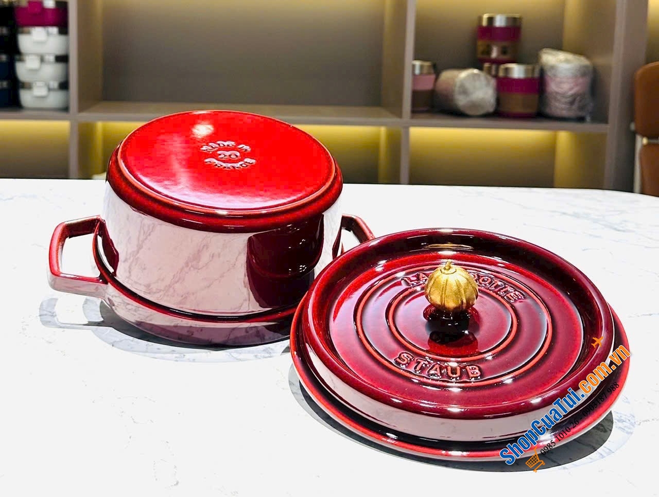 Nồi Staub Grenadine 20 & 26cm, núm bí ngô vàng siêu hiếm.