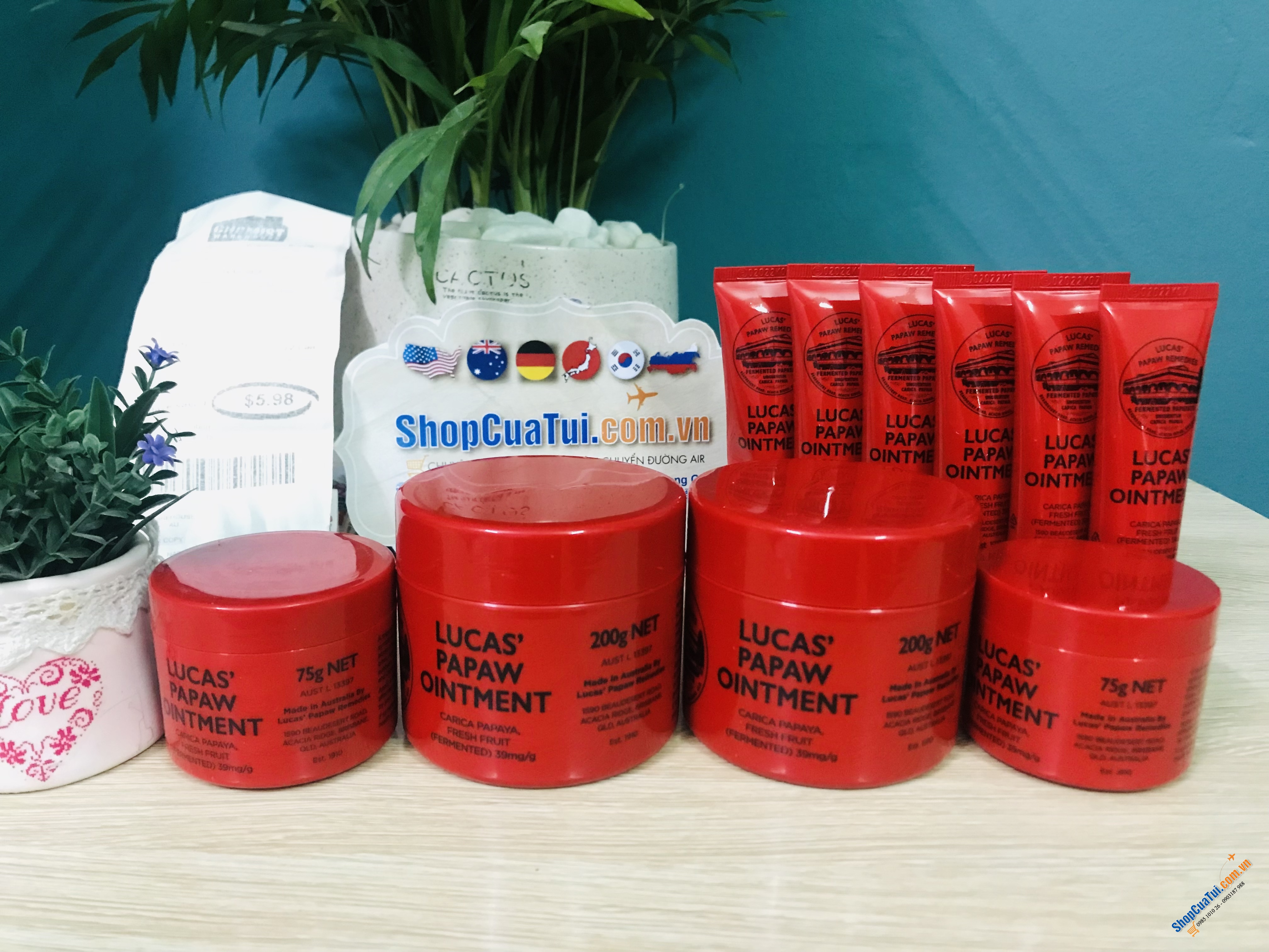 Kem đa năng chiết suất đu đủ Lucas Papaw Ointment 25g - làm mềm da, mang đến sự mịn màng cho những vùng bong tróc, làm lớp lót trang điểm, giữ nếp tóc, phòng tránh viêm da...