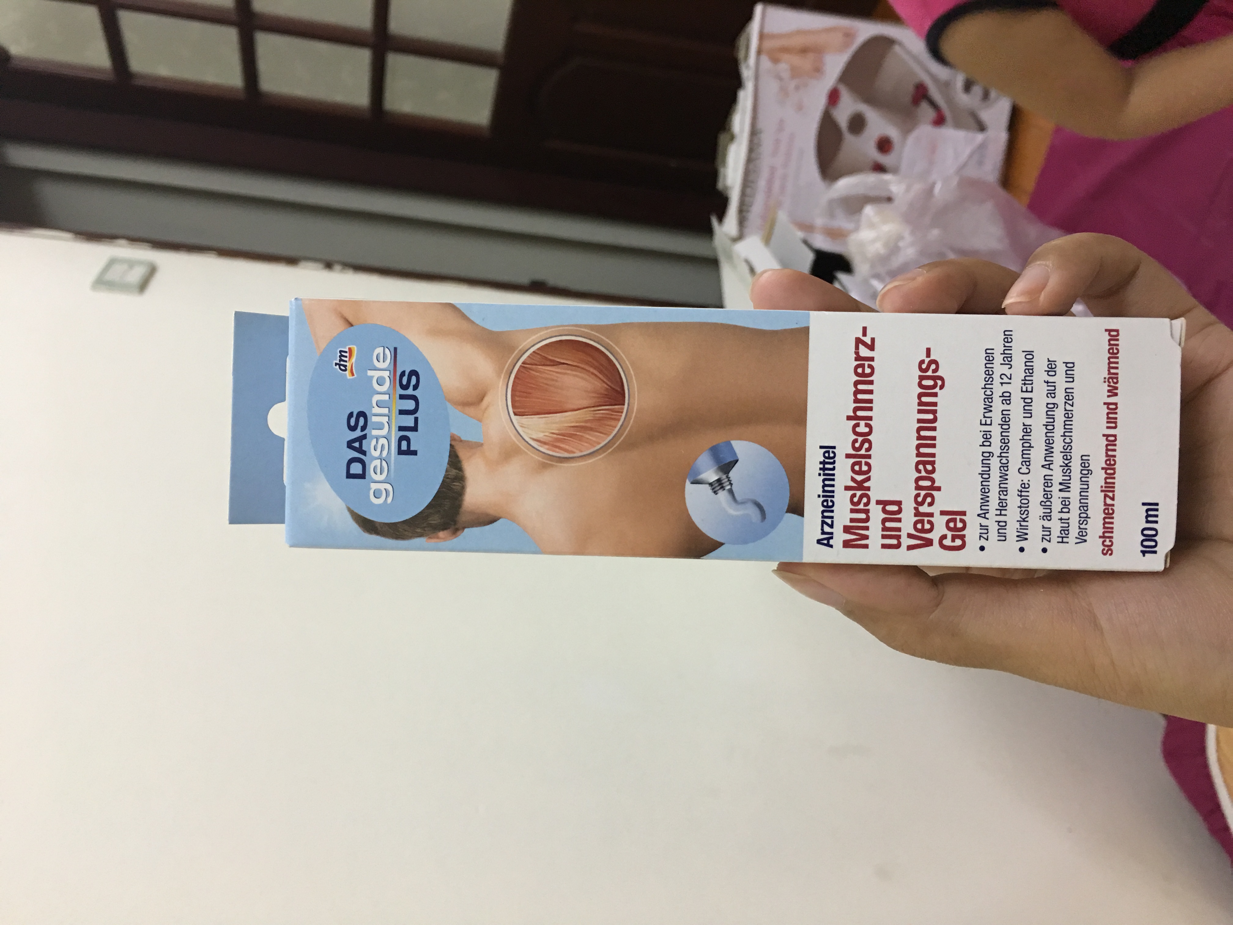 KEM BÔI DAS GESUNDE TRỊ NHỨC MỎI, ĐAU CƠ DÀNH CHO NAM DAS GESUNDE PLUS MUSKELSCHMERZ- UND VERSPANNUNGS-GEL, 100 ML