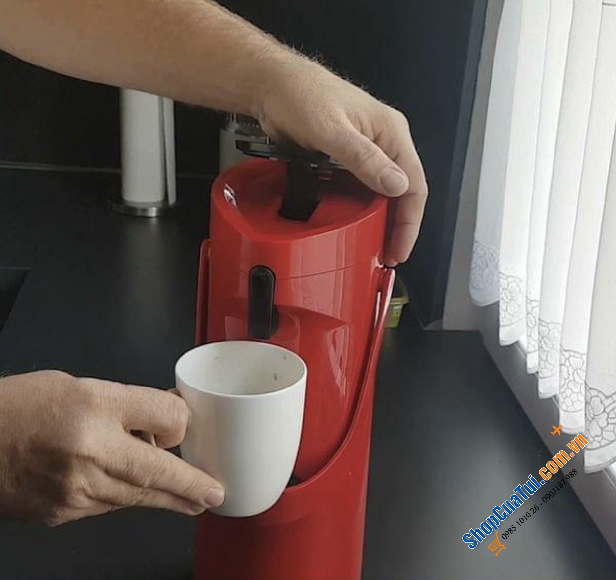 Phích giữ nhiệt Emsa Ponza 1,9 lít có vòi lấy nước - MÀU ĐỎ.