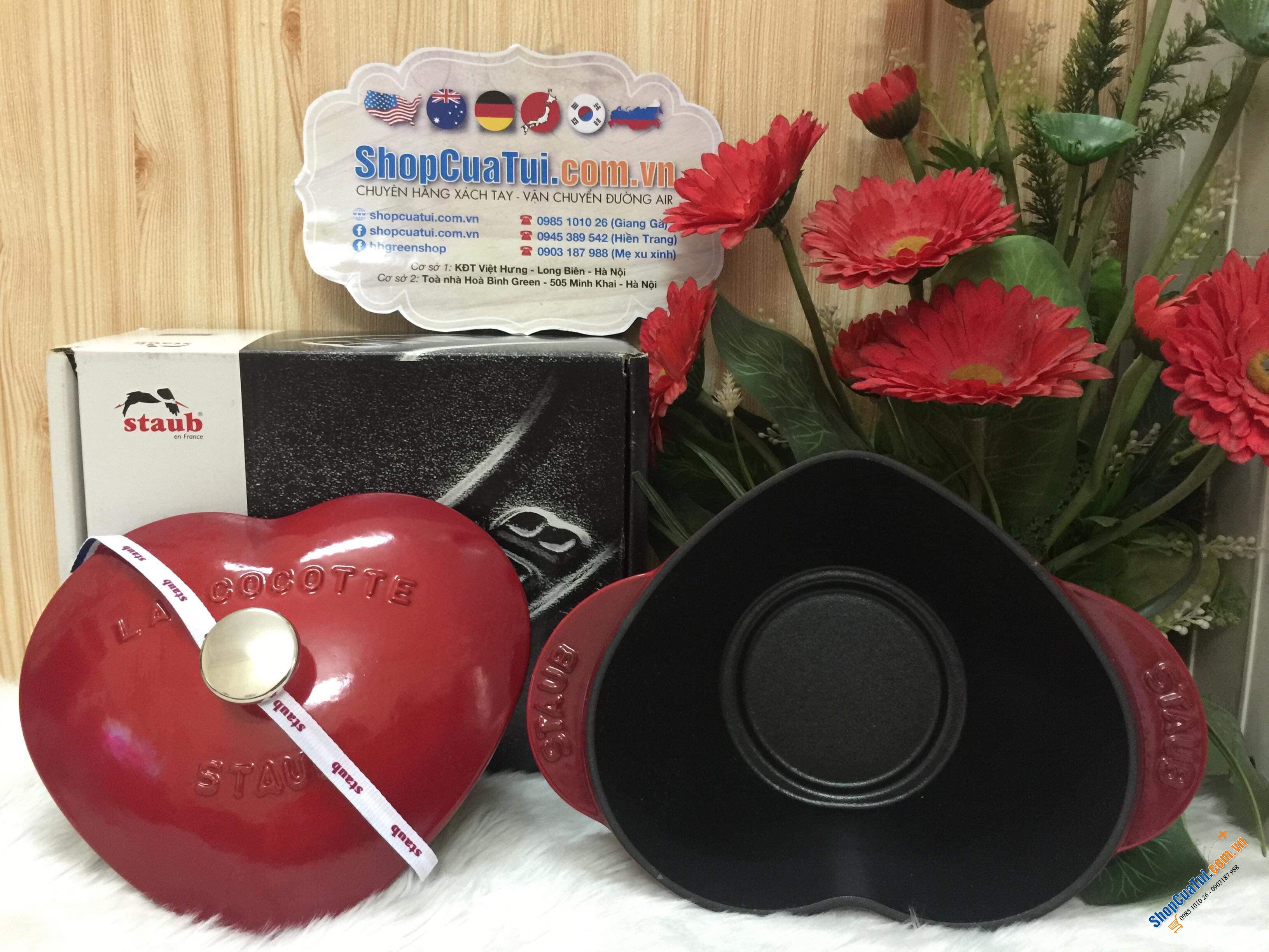 Nồi gang đúc trái tim nguyên khối Staub 20cm - made in France - MÀU ĐỎ