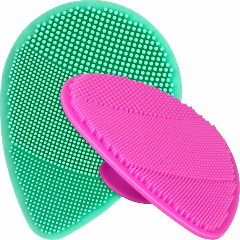MIẾNG RỬA MẶT SILICON EBELIN