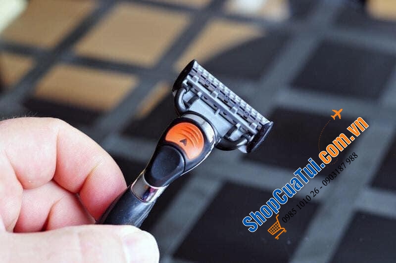 DAO CẠO RÂU BALEA MEN REVOLUTION KÈM 5 LƯỠI CẠO