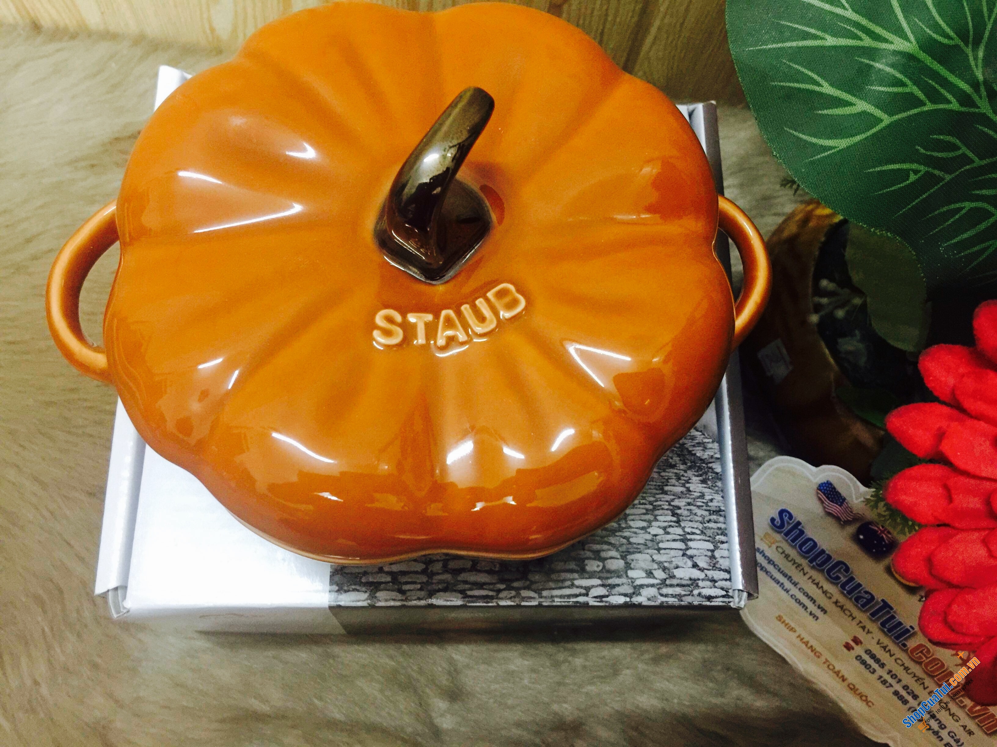 ÂU SỨ BÍ NGÔ STAUB 500ml - Âu sứ quả bí ngô Staub 0,5 lít - đựng bánh, kẹo mứt...đường kính 12cm