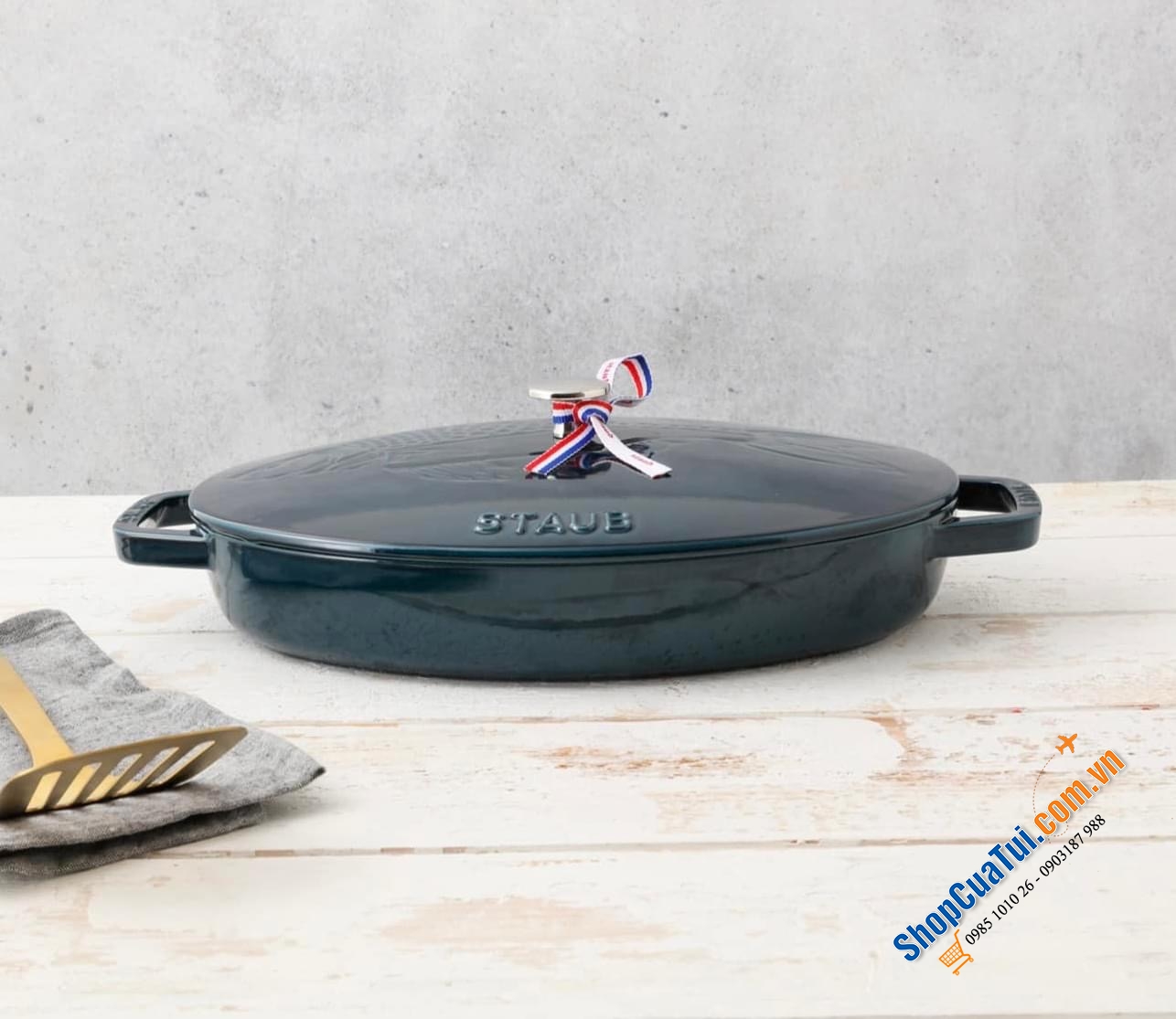 NỒI OVAL STAUB CÁ CHÉP - MADE IN FRANCE - Phi 34 x 24 cm