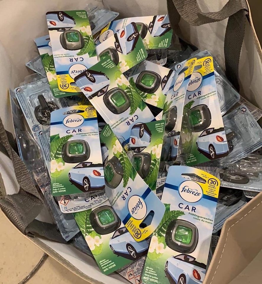 NƯỚC HOA Ô TÔ FEBREZE, ĐỨC