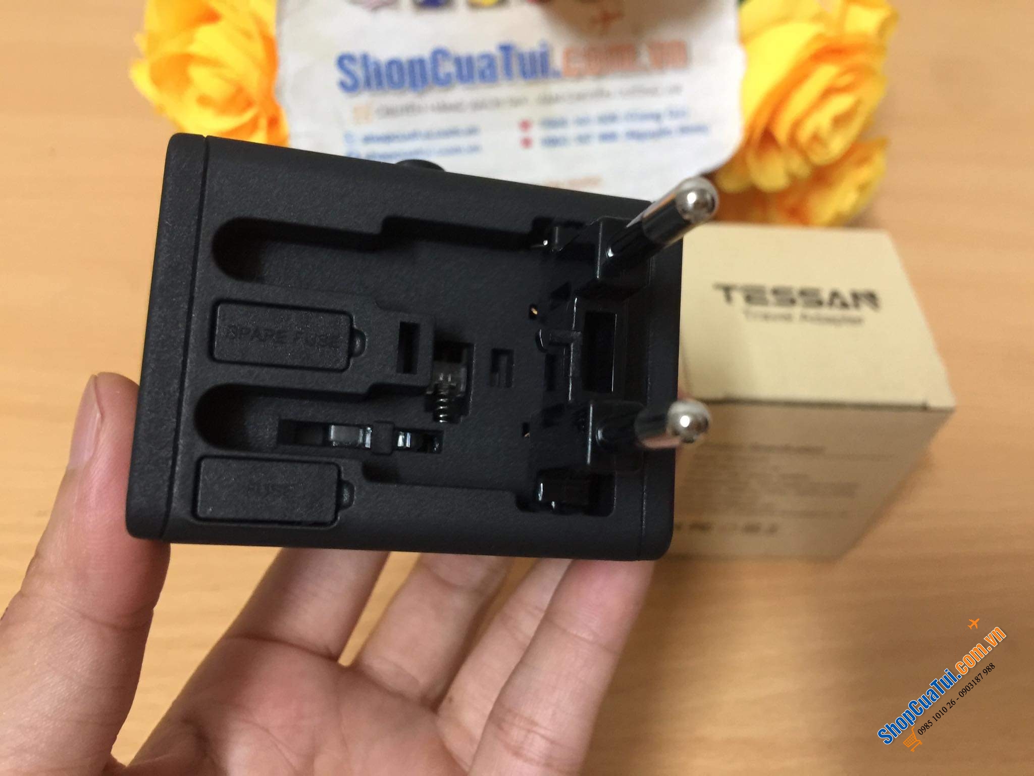 Ổ cắm du lich, công tác kiêm Usb, đầu sạc iphone ipad TESSAN.