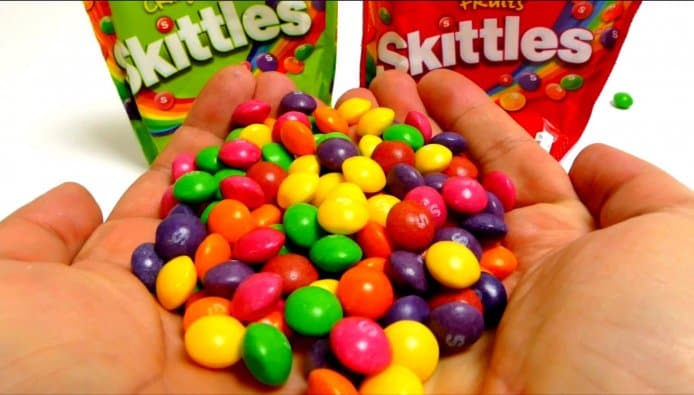 Kẹo Skittles gói 190g hoặc 200g tuỳ loại - Made in Áutralia - Úc