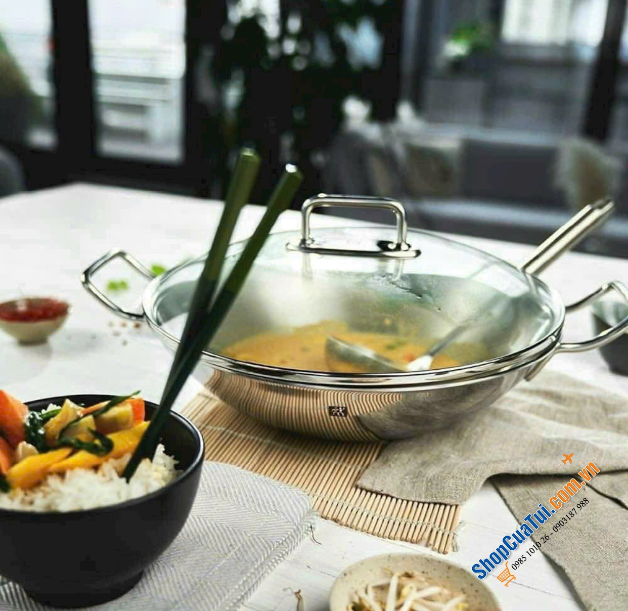 Chảo sâu lòng ZWILLING Plus Pro Wok 32cm - Chảo hấp, chảo xào, chảo đa năng Zwiling có vung kính kèm ráo dầu