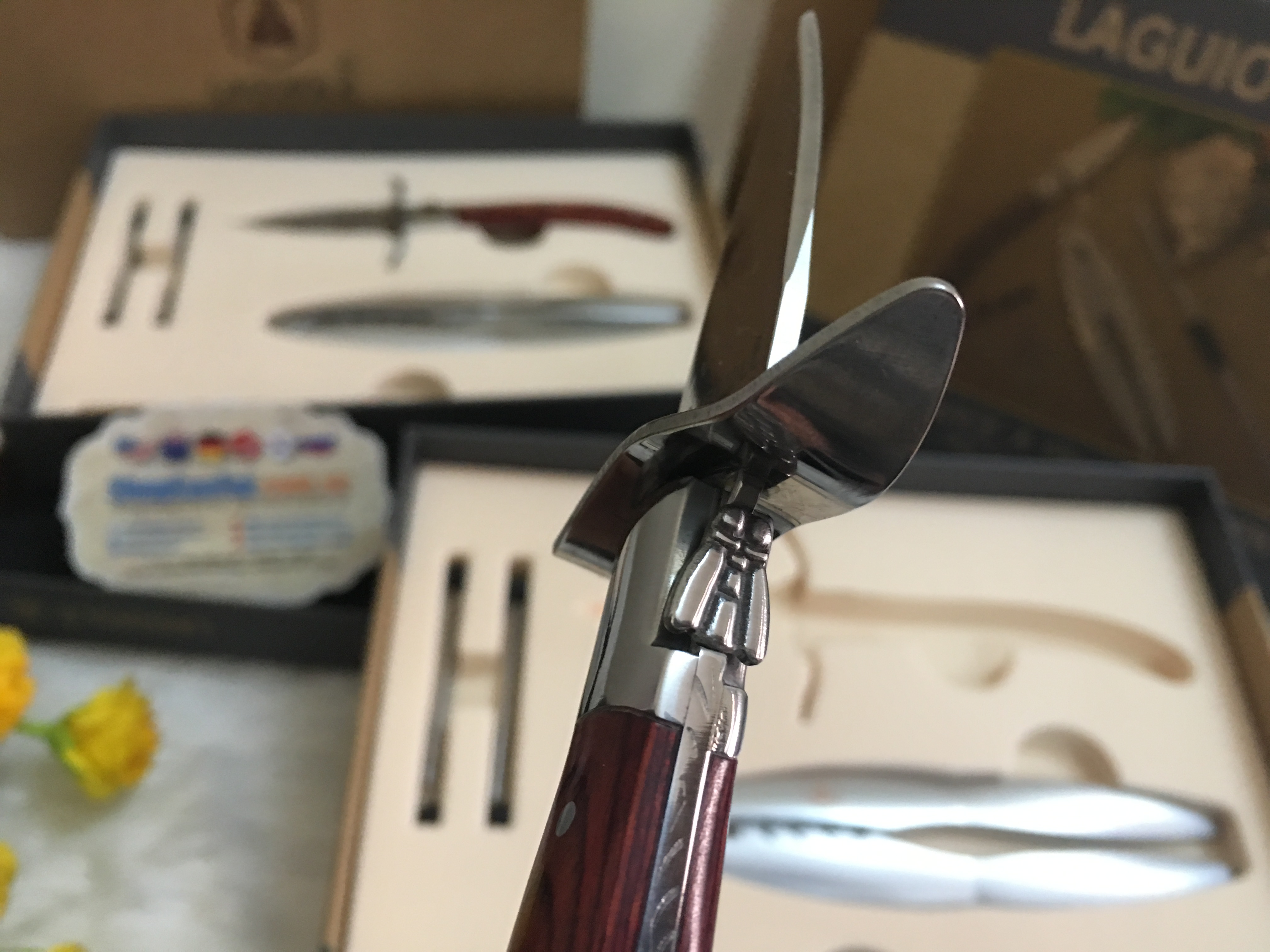 TRỌN BỘ SET ĂN HẢI SẢN LAGUIOLE - PHÁP