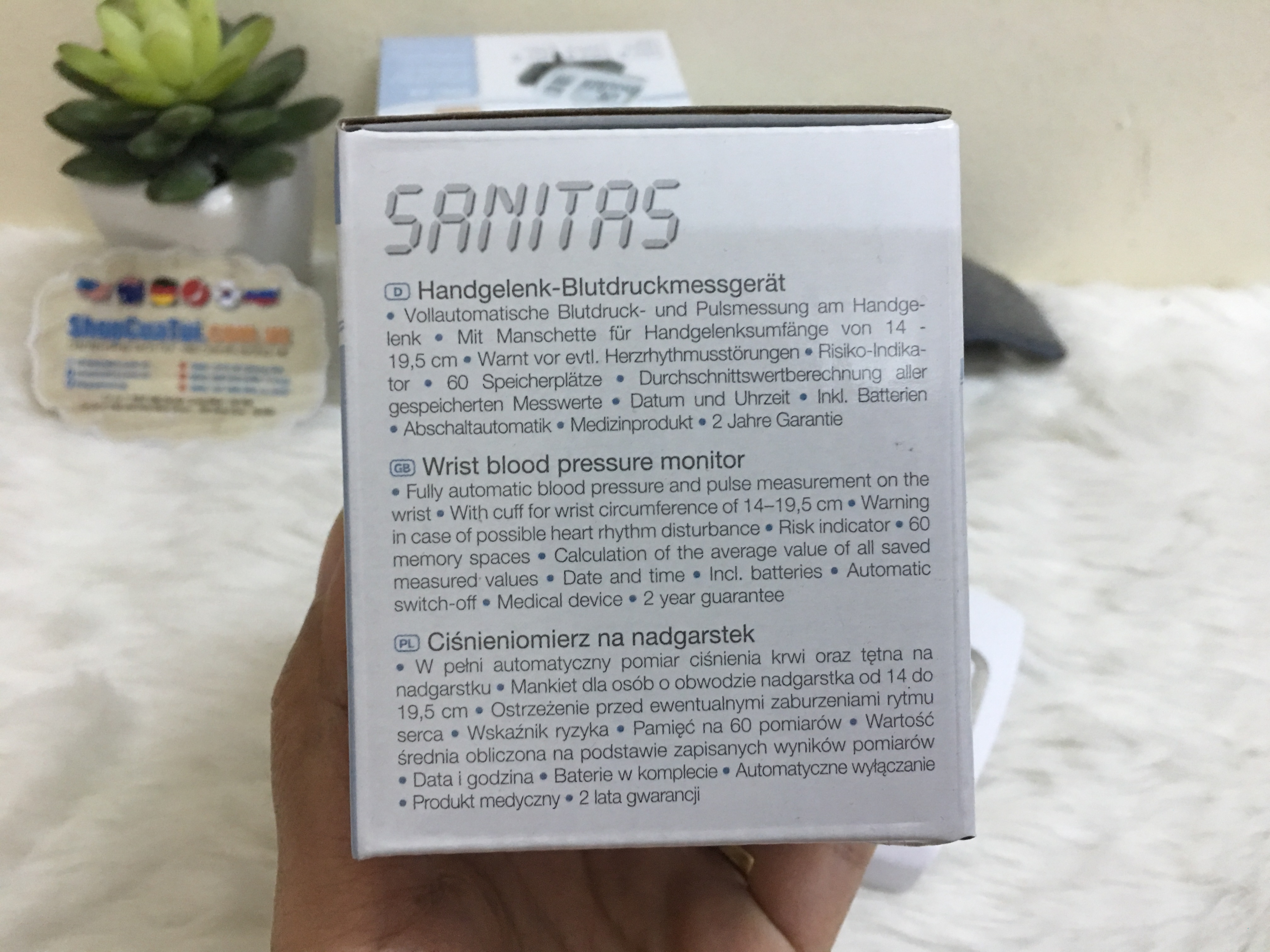 Máy đo huyết áp cổ tay Sanitas SBC 23