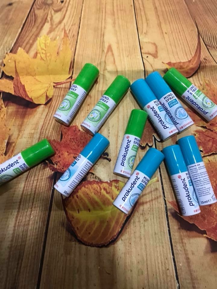 Rossmann Perlodent Mund Spray extra frisch with Mint 15ml) - Nước xịt thơm miệng, diệt khuẩn Perlodent hương bạc hà – lọ 15ml