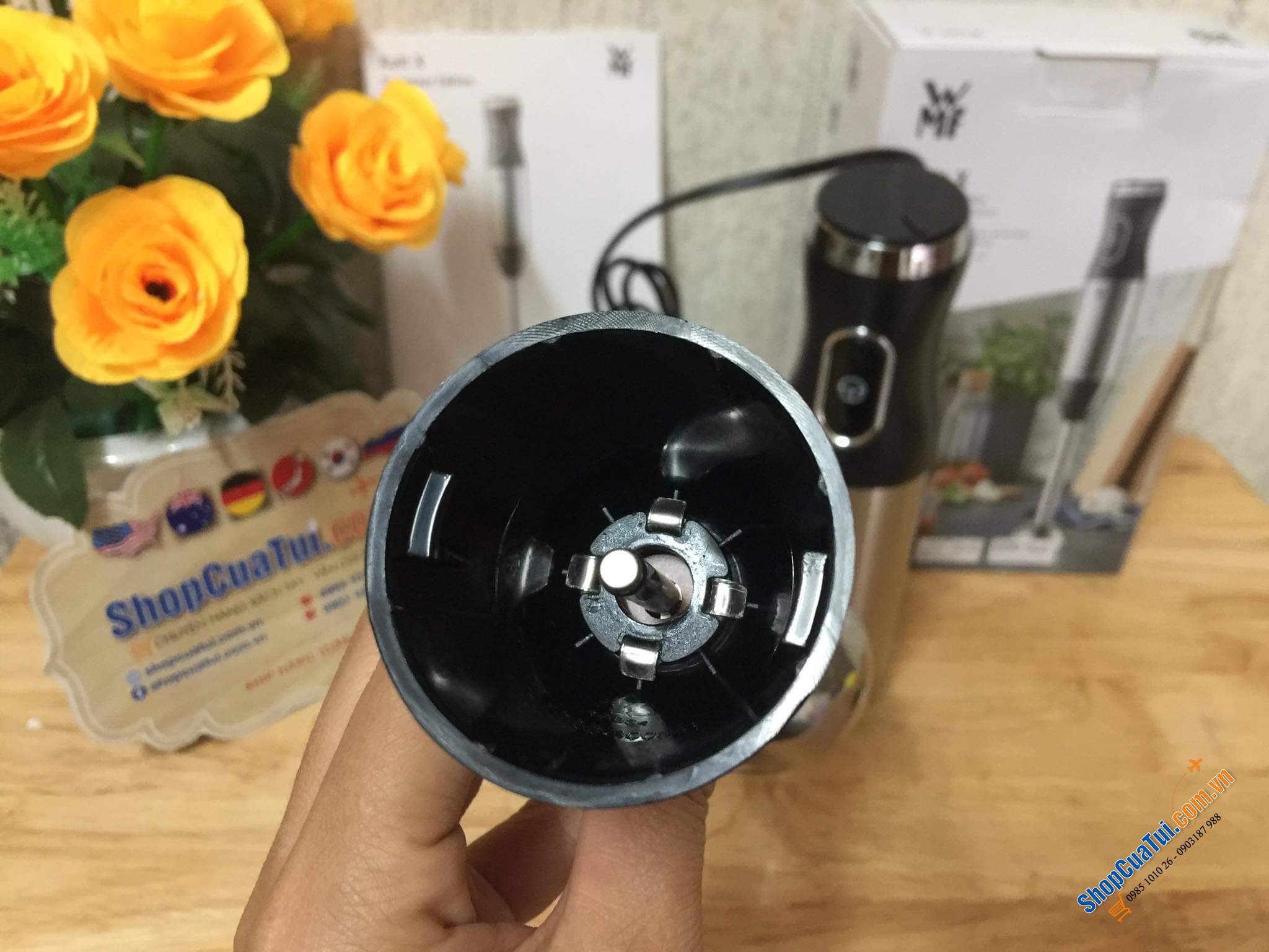 Máy xay cầm tay WMF Cromagan Perfect Cut hoàn hảo từ thiết kế đến chất lượng.