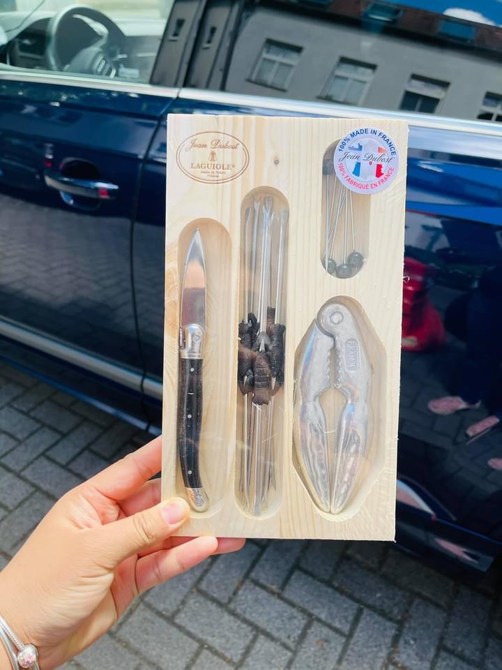 TRỌN BỘ SET ĂN HẢI SẢN KOM AMSTERDAM- PHÁP.