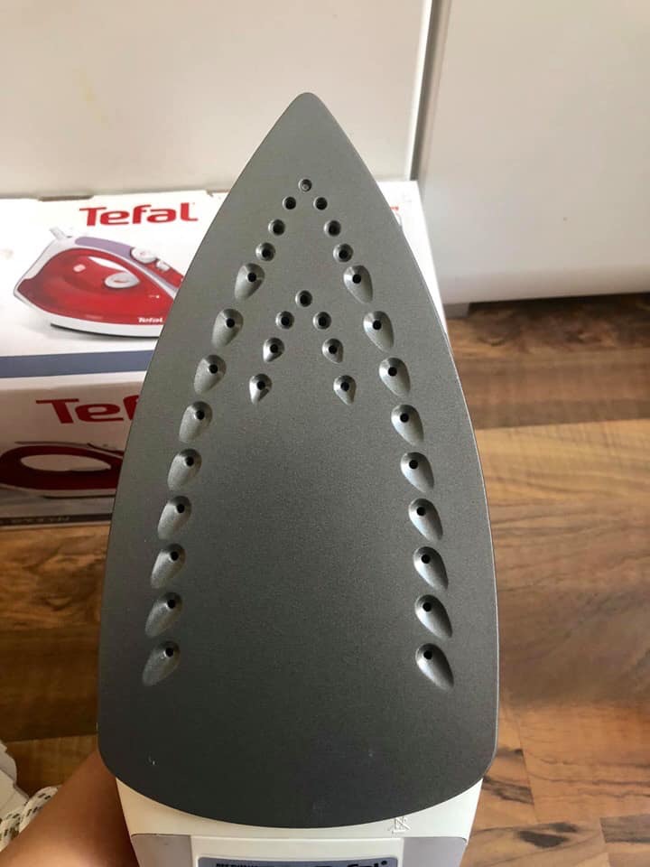 BÀN LÀ TEFAL FV3741