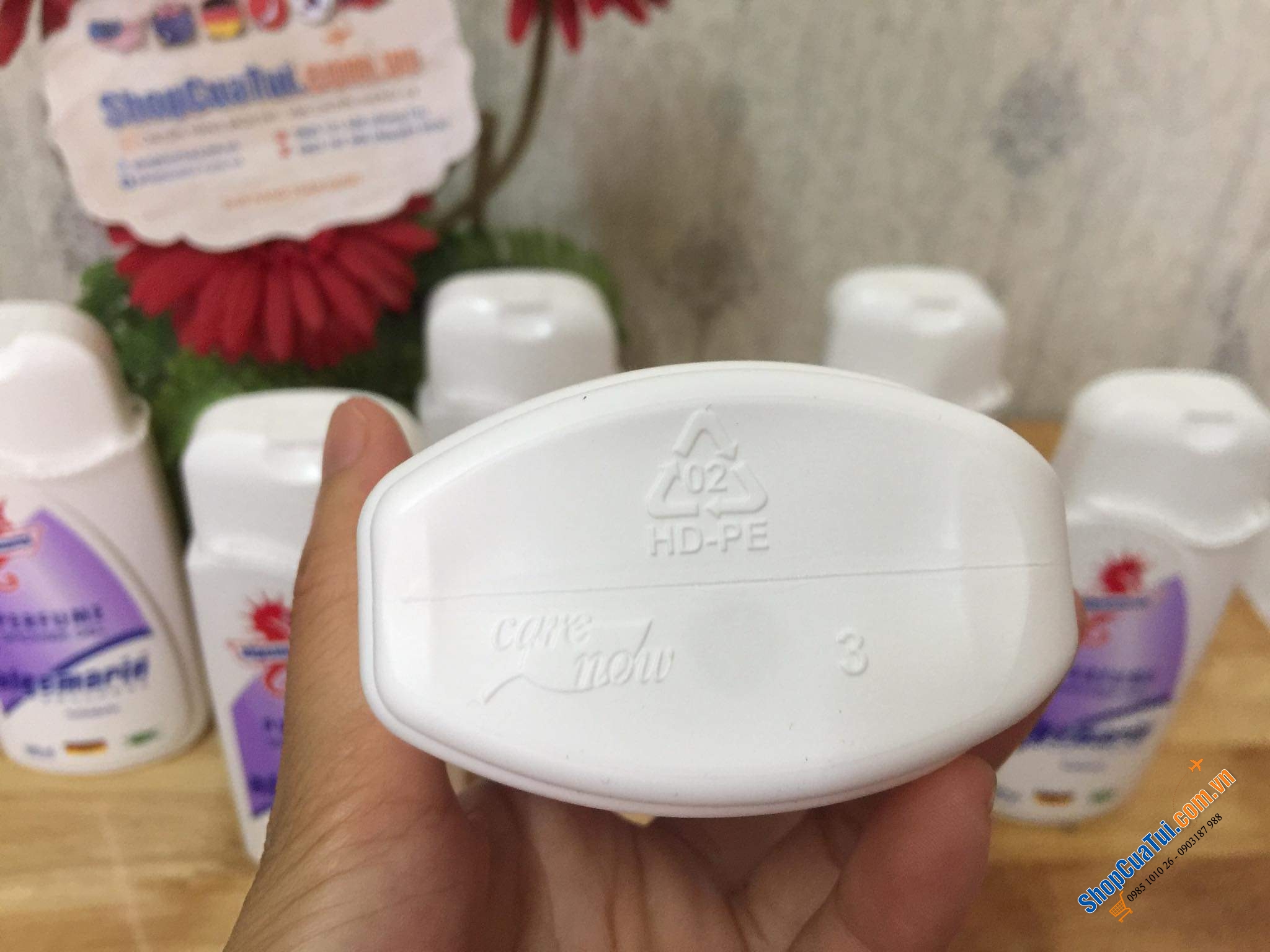 Sữa Tắm Cá Ngựa Đức chai vuông 300ml, thơm nhẹ nhàng nhưng bền bỉ, quyến rũ, phong cách quý phái, sang trọng suốt cả ngày