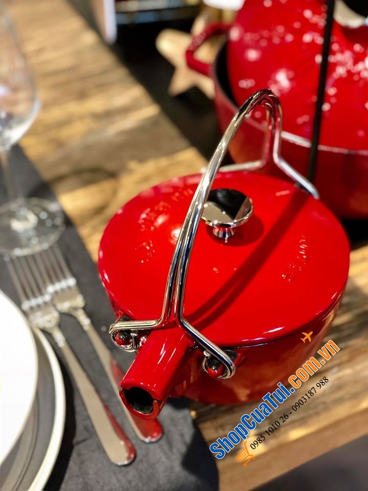 ẤM ĐUN TRÀ GANG STAUB KÈM LÕI LỌC 1 LÍT -MADE IN FRANCE - MÀU ĐỎ