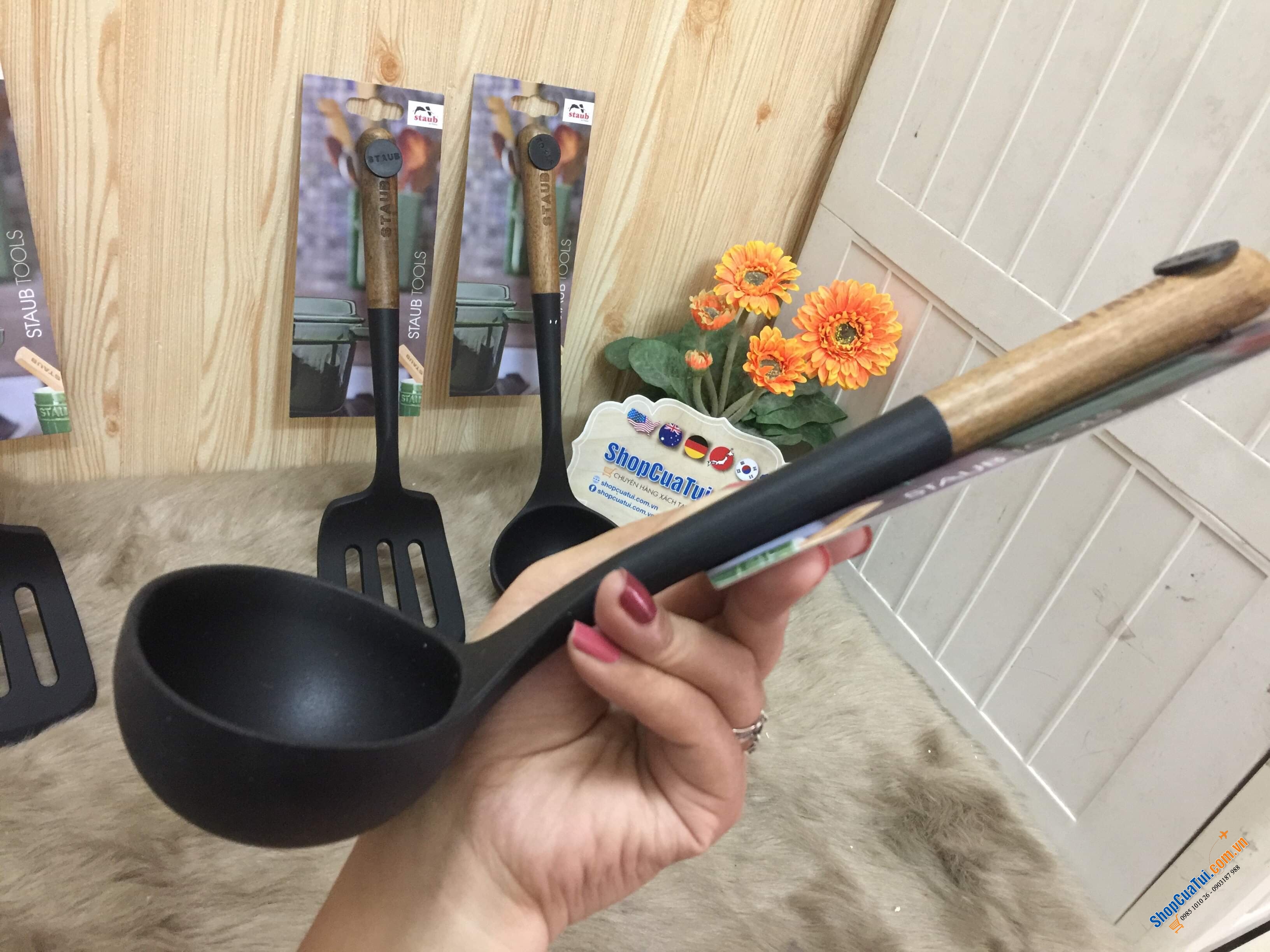 SET MUÔI CANH TO - XẺNG XÀO LẬT STAUB