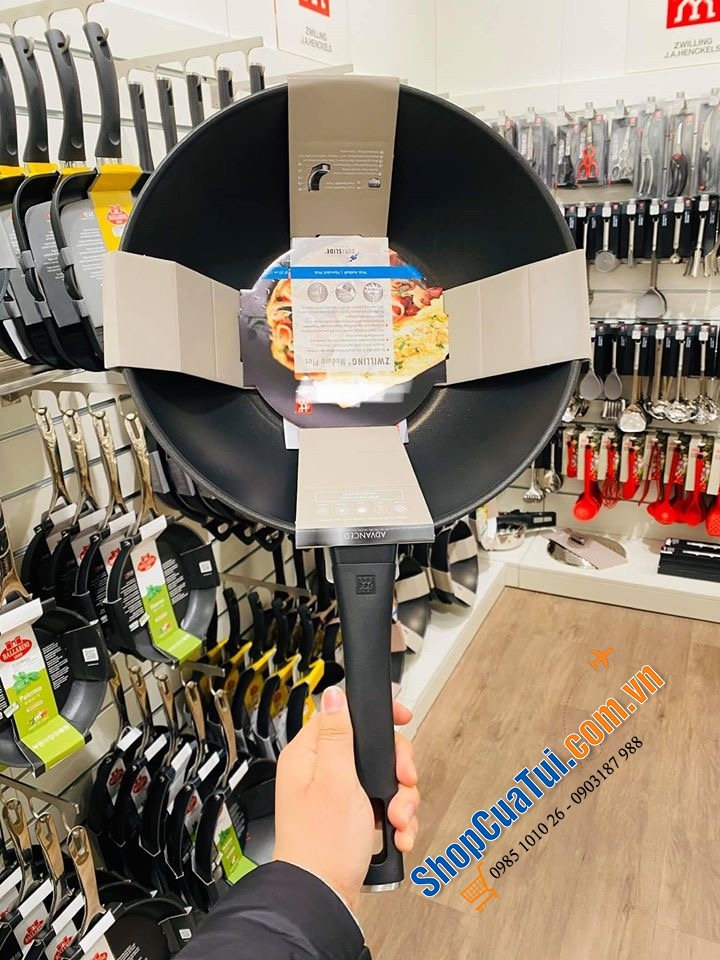 CHẢO XÀO CHỐNG DÍNH ZWILLING MADURA PLUS 30 CM - DÒNG ADVANCE SIÊU CAO CẤP.