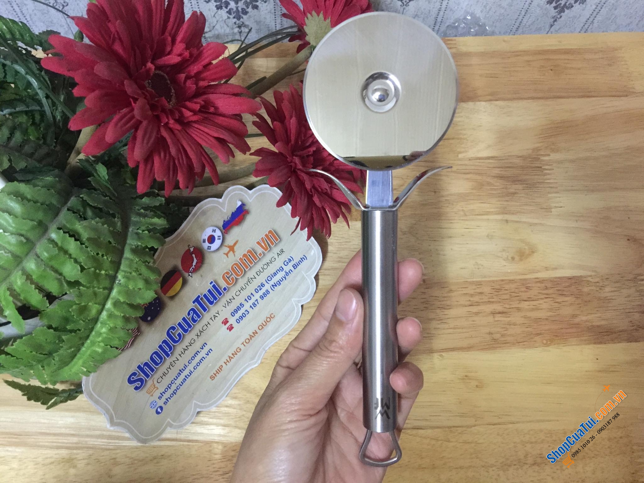 DAO CẮT PIZZA WMF PROFI PLUS LƯỠI THÉP