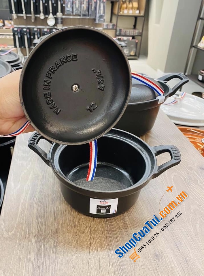 STAUB DÁNG QUAI VỂNH 12 CM - Made in France.