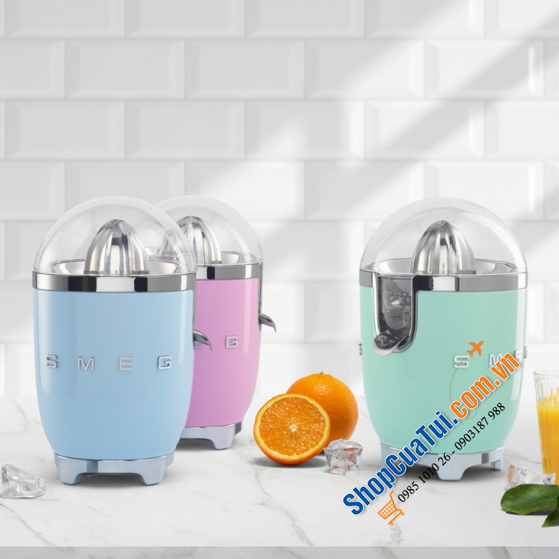 MÁY VẮT CAM SMEG MÀU ĐỎ - ĐỘNG CƠ 70W BẬT TẮT TỰ ĐỘNG dễ dàng cho ly nước cam với lực nhẹ, thiết kế sang trọng từ thương hiệu nổi tiếng