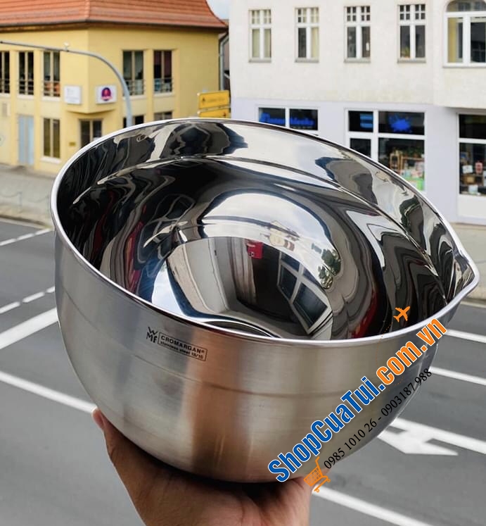 ÂU TRỘN WMF ĐẾ CAO SU MIỆNG RÓT 24 CM.