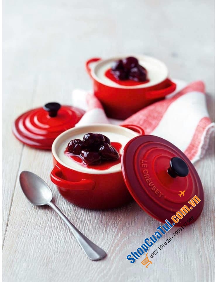 Set 4 Nồi mini của Le Creuset 10cm màu đỏ đô cực kỳ độc đáo