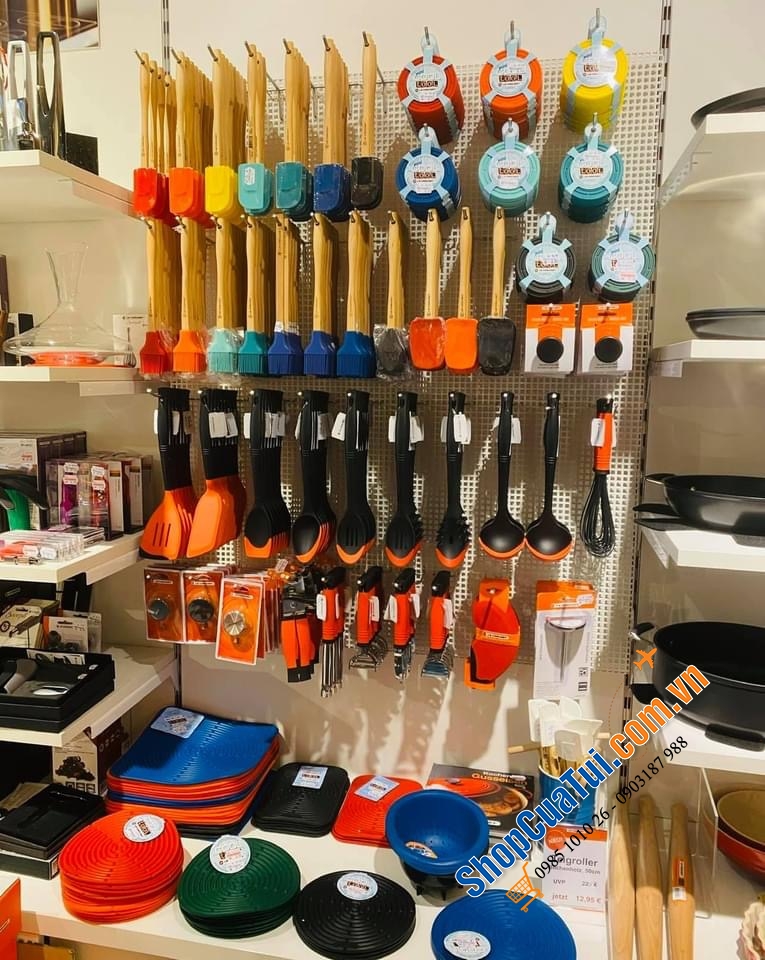 CHỔI SILICON DÀI ĐỦ SẮC MÀU LE CREUSET 29 CM.