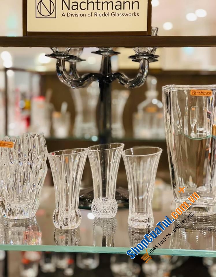 SET 3 LỌ HOA MINI ĐỂ BÀN NACHTMANN 103242 - pha lê cao cấp của Đức, cho ánh sáng tự nhiên và sự hiện diện tuyệt vời của hoa