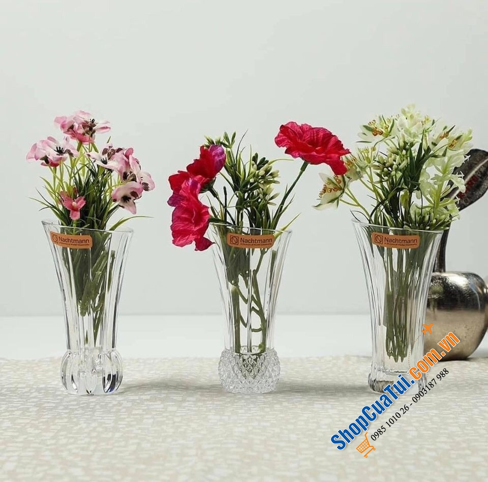 SET 3 LỌ HOA MINI ĐỂ BÀN NACHTMANN 103242 - pha lê cao cấp của Đức, cho ánh sáng tự nhiên và sự hiện diện tuyệt vời của hoa