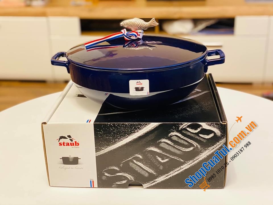 NỒI - CHẢO XÀO GANG STAUB CÁ 28 CM.