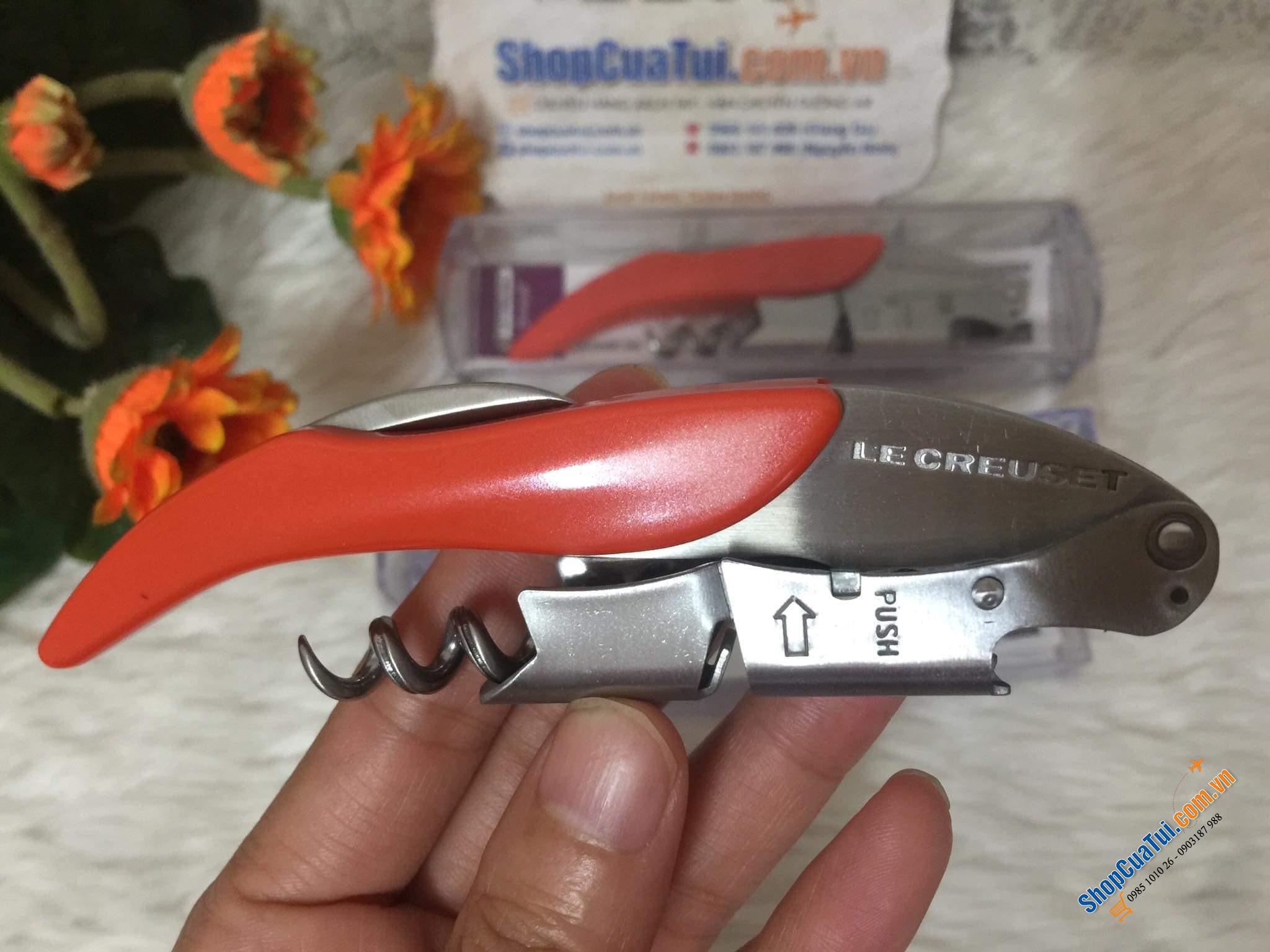 DỤNG CỤ MỞ RƯỢU VANG - MỞ BIA, NƯỚC NGỌT CAO CẤP LE CREUSET CAM.