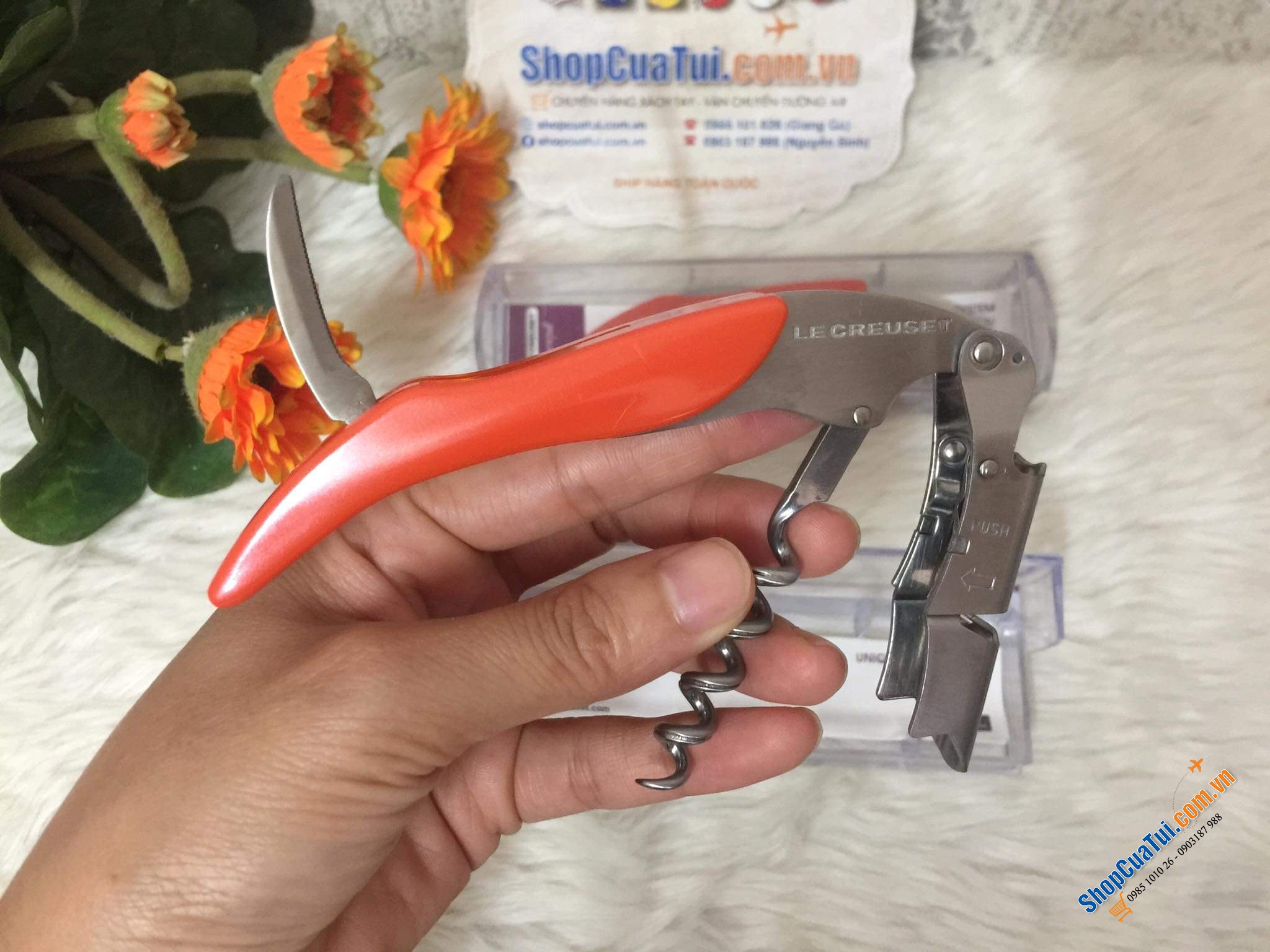 DỤNG CỤ MỞ RƯỢU VANG - MỞ BIA, NƯỚC NGỌT CAO CẤP LE CREUSET CAM.