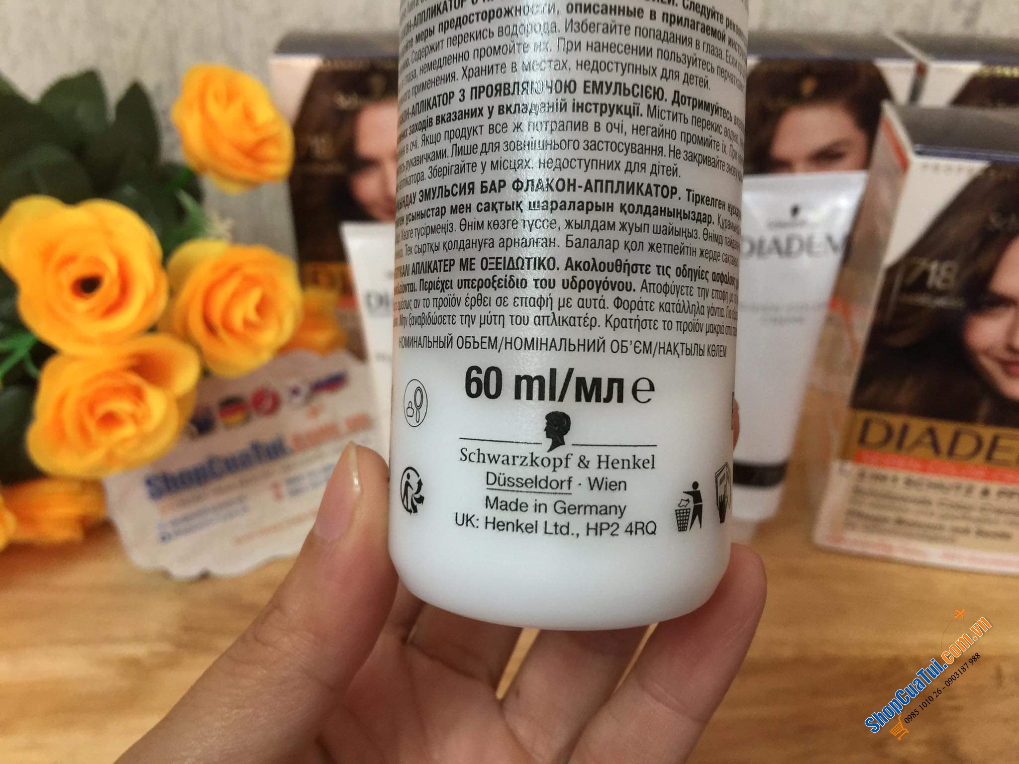 Thuốc nhuộm tóc nữ PHỦ BẠC  Diadem Schwarzkopf- hàng nội địa Đức - Số 718 màu nâu hạt dẻ tự nhiên.