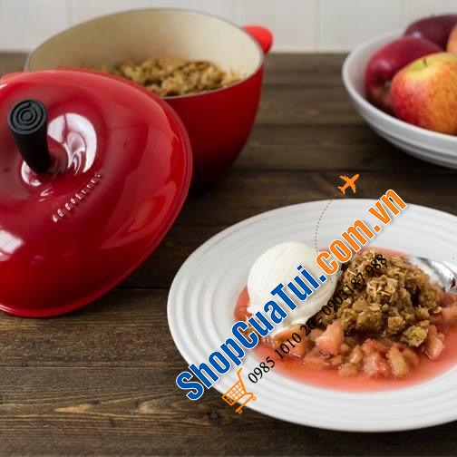 NỒI GANG ĐÚC QUẢ TÁO LE CREUSET ĐỎ 18 CM - 2,1 Lit.