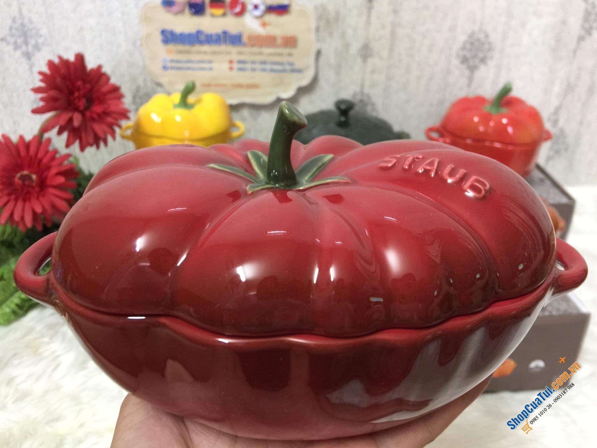 Set 5 thố sứ củ quả Staub, Combo 5 âu sứ Staub:  Âu ớt chuông đỏ và vàng Staub , Âu cà chua, Âu bí Ngô  staub, âu atiso - đựng bánh, kẹo mứt... đựng soup, đồ ăn bỏ lò, hầm ... nhất là món tôm phủ pho mai thì gọi là quá đỉnh