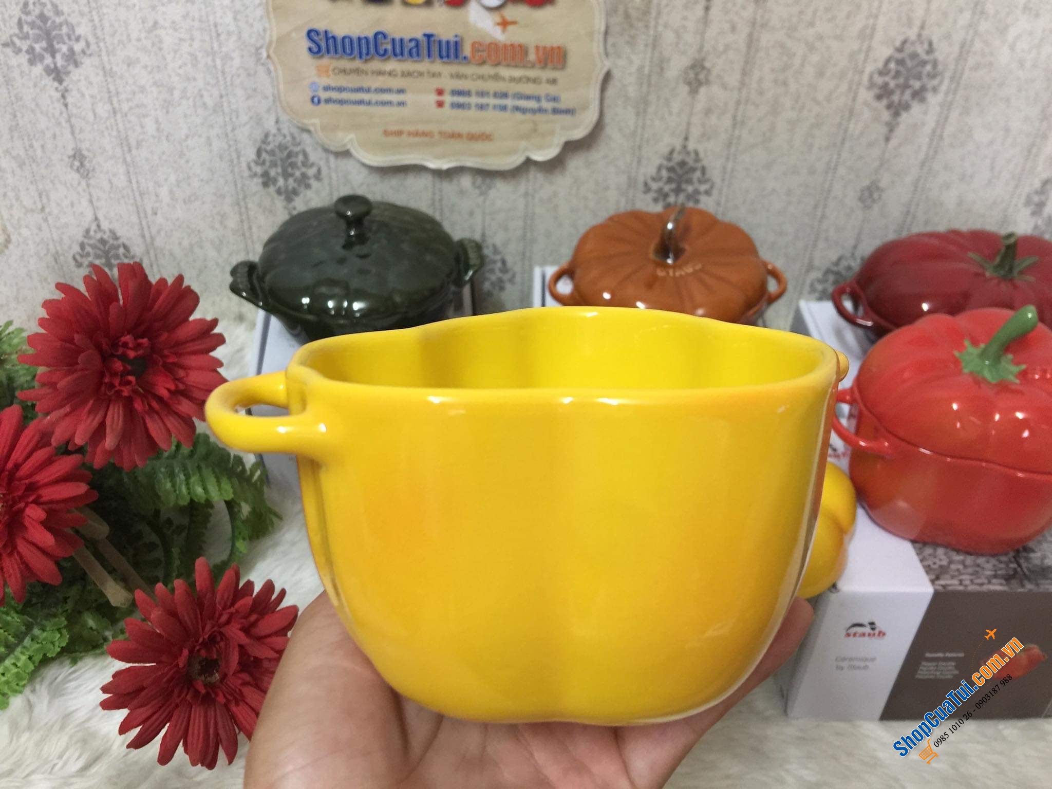 Set 5 thố sứ củ quả Staub, Combo 5 âu sứ Staub:  Âu ớt chuông đỏ và vàng Staub , Âu cà chua, Âu bí Ngô  staub, âu atiso - đựng bánh, kẹo mứt... đựng soup, đồ ăn bỏ lò, hầm ... nhất là món tôm phủ pho mai thì gọi là quá đỉnh